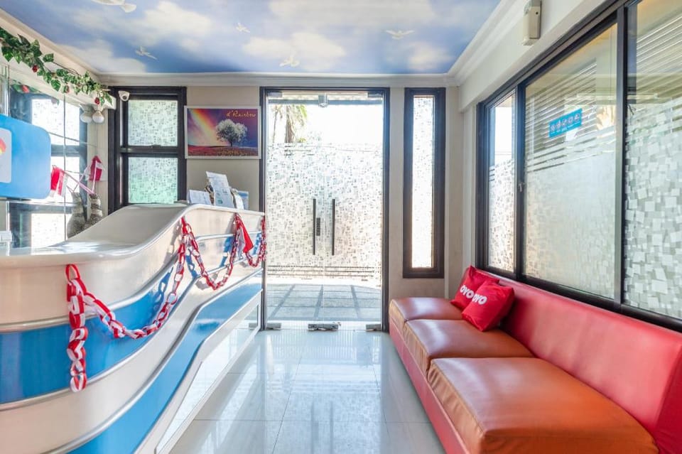Hotel O Surabaya City Center Near Wonokromo Station Hotel in Special Region of Yogyakarta