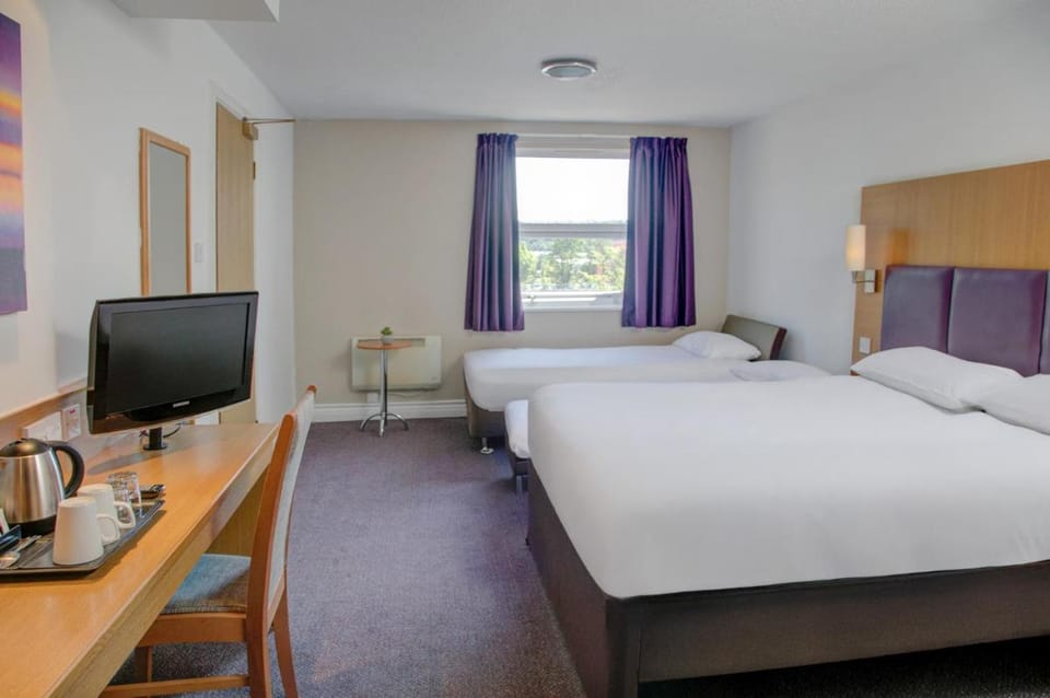 Embassy Hotel, Newcastle City Centre, Sure Collection by Best Western Hotel in Gateshead