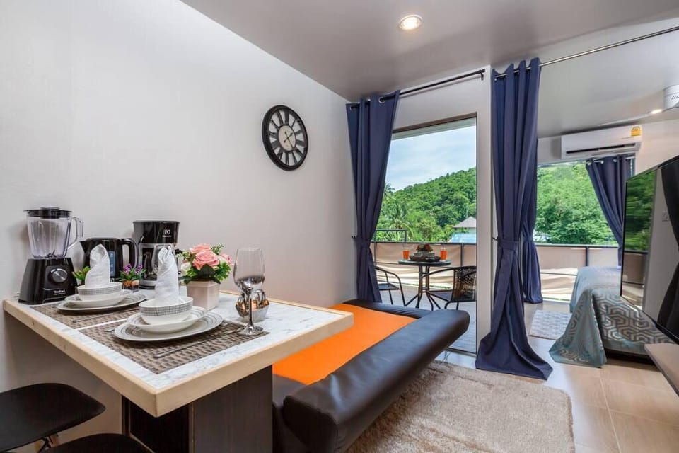 Sea View Studio Overlooking Ao Yon Beach Apartment in Wichit