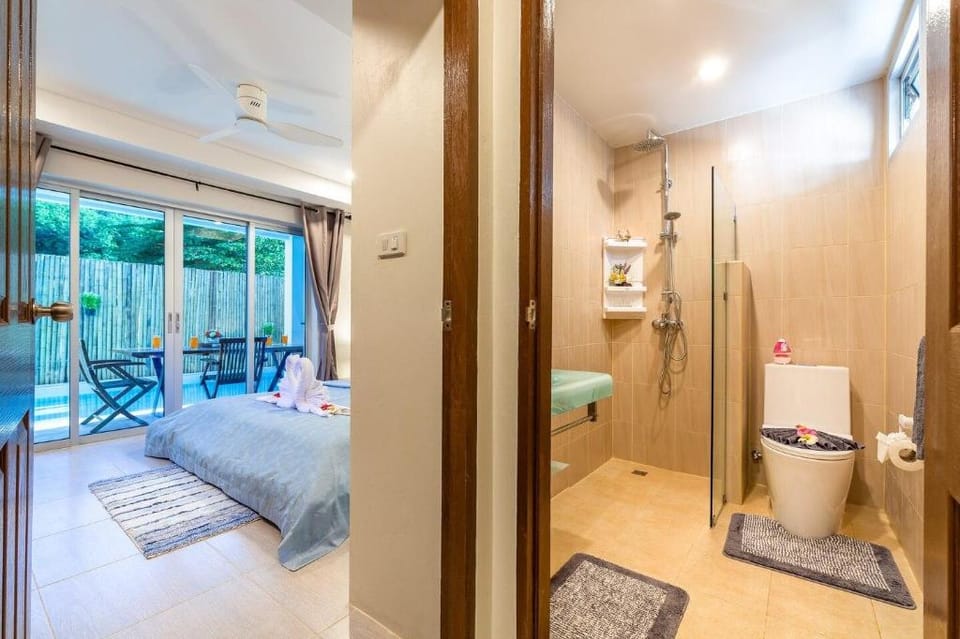 Three Bedroom Pool Apartment steps to the beach Apartment in Wichit