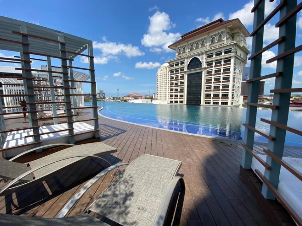 Luxury Pool View  Home by Tiara Troika Kota Bharu Apartment in Malaysia