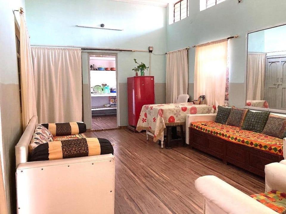 The Hidden Gem Jhansi Homestay 3BHK + WiFi Vacation rental in Uttar Pradesh