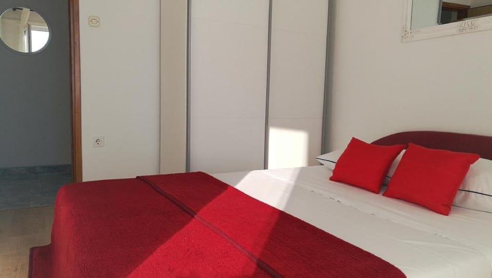 Beautiful apartment near sea and beach Apartment in Split-Dalmatia County