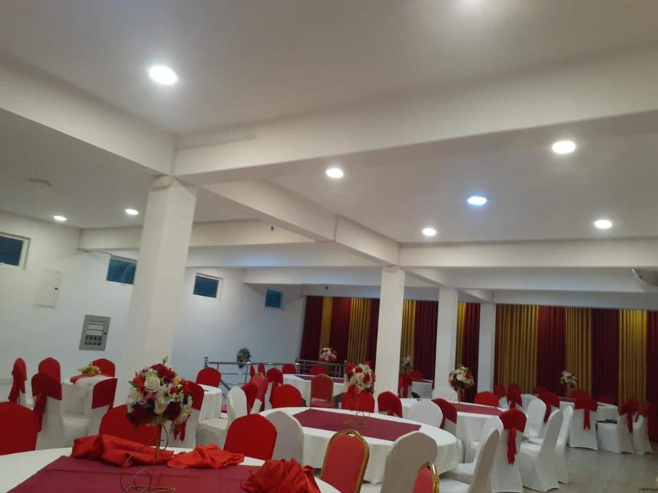 Hotel Achivina Villa in Gangawatakorale