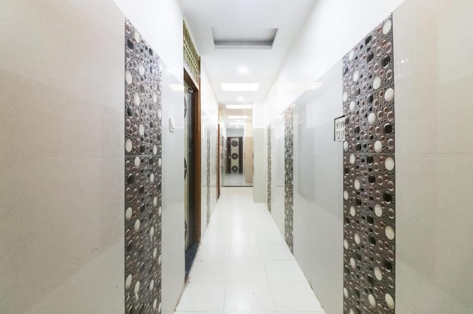 OYO Shri Balaji Guest House Hotel in Uttar Pradesh