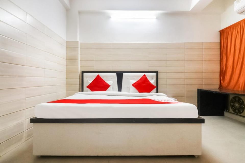 OYO Shri Balaji Guest House Hotel in Uttar Pradesh