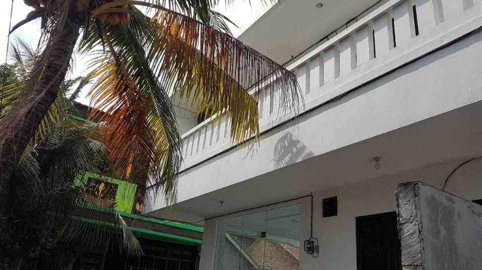 OYO Life 90152 Garuda Bima Residence Syariah Hotel in West Java