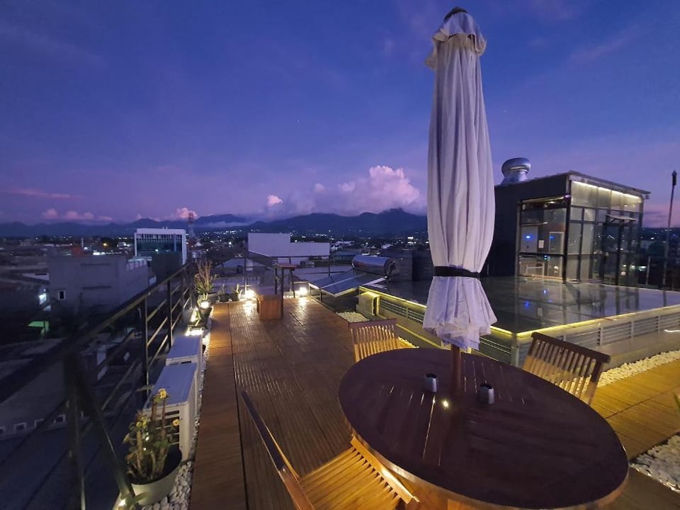New Golden Clouds - Non Smoking Homestay Vacation rental in West Java