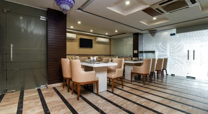 Capital O Corporate Inn Hotel in New Delhi
