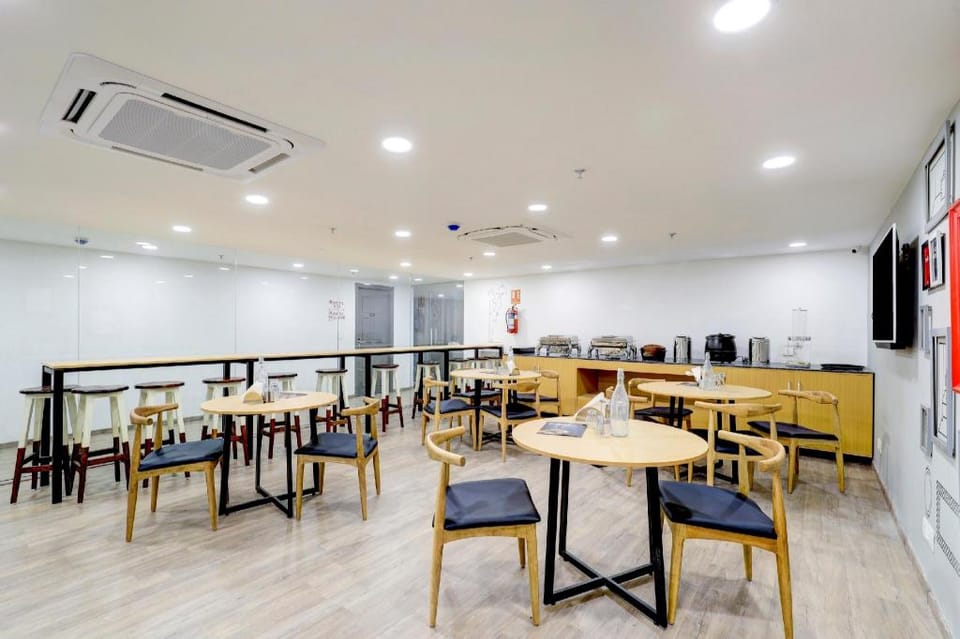 Townhouse Rajyash Rise Hotel in Ahmedabad