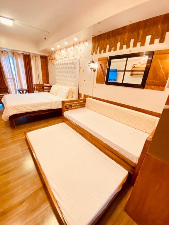 Autumn Wood by Seasons and Reasons Tagaytay Vacation rental in Tagaytay