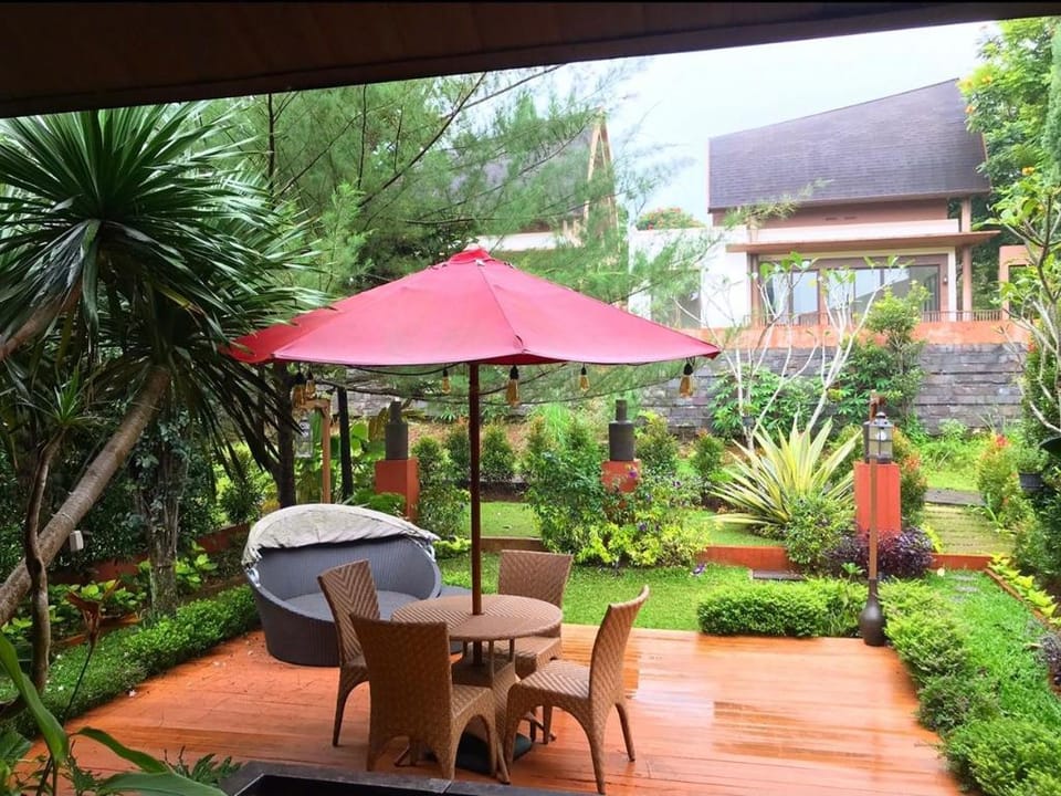 Beautiful villa Vimala Hills 2BR Private Pool Villa in West Java