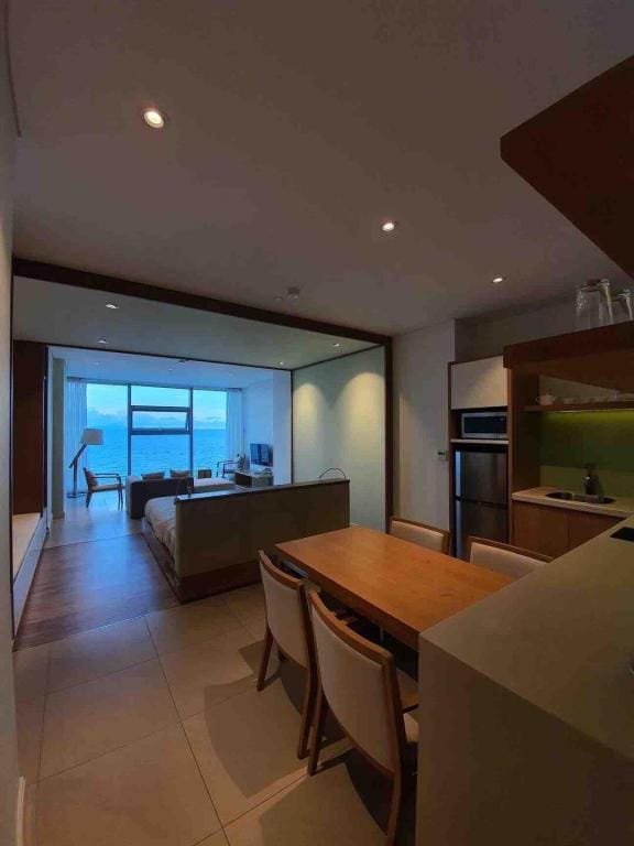 My Khe Beach| 2BR Suites Ocean View, High Floor Apartment in Da Nang