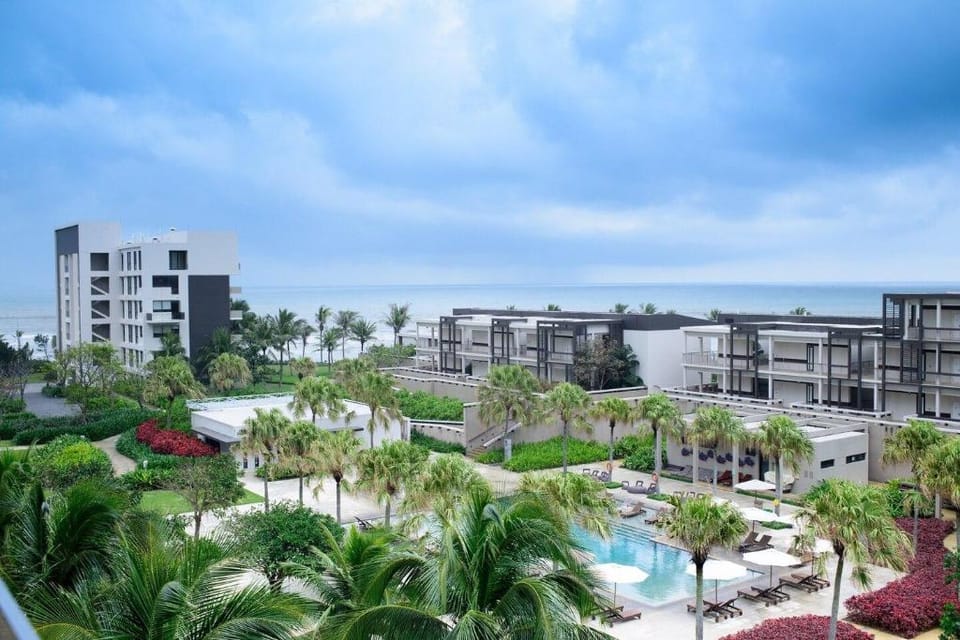 Lac Lac Booking| 1BR Ocean View in Resort, Da Nang Vacation rental in Hoa Hai