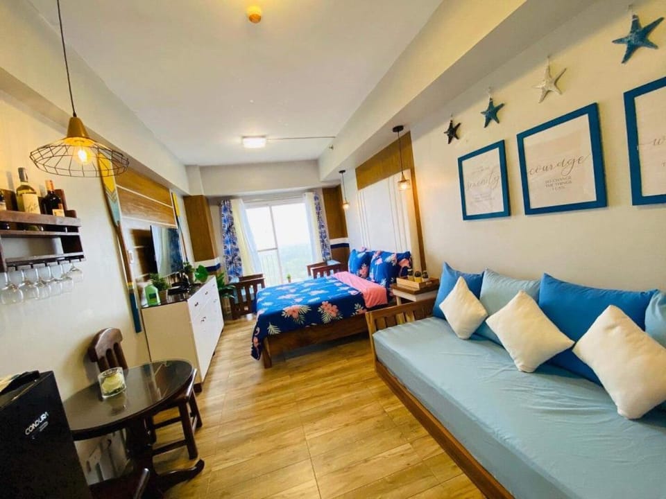 Summer House at Seasons and Reasons Tagaytay Apartment in Tagaytay