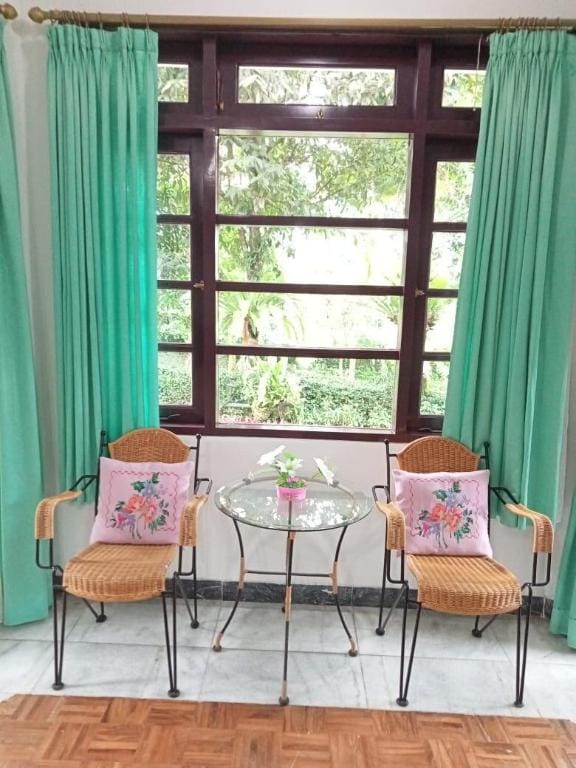 Villa Green Fresh - Cipanas - Bumi Ciherang Puncak Villa in West Java