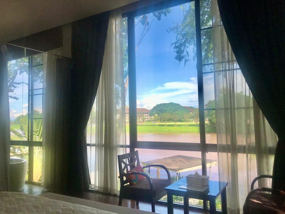 Private villas 5 bedrooms 4 bathrooms  Villa in Thailand