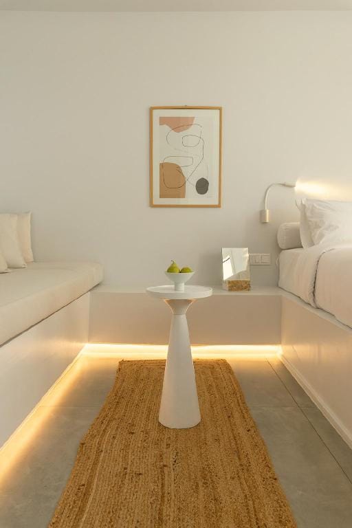 AELIA Tinos Apartment in Decentralized Administration of the Aegean