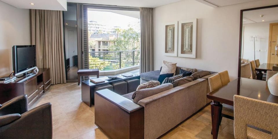 One Bedroom Apartment - fully furnished and equipped Apartment in Cape Town
