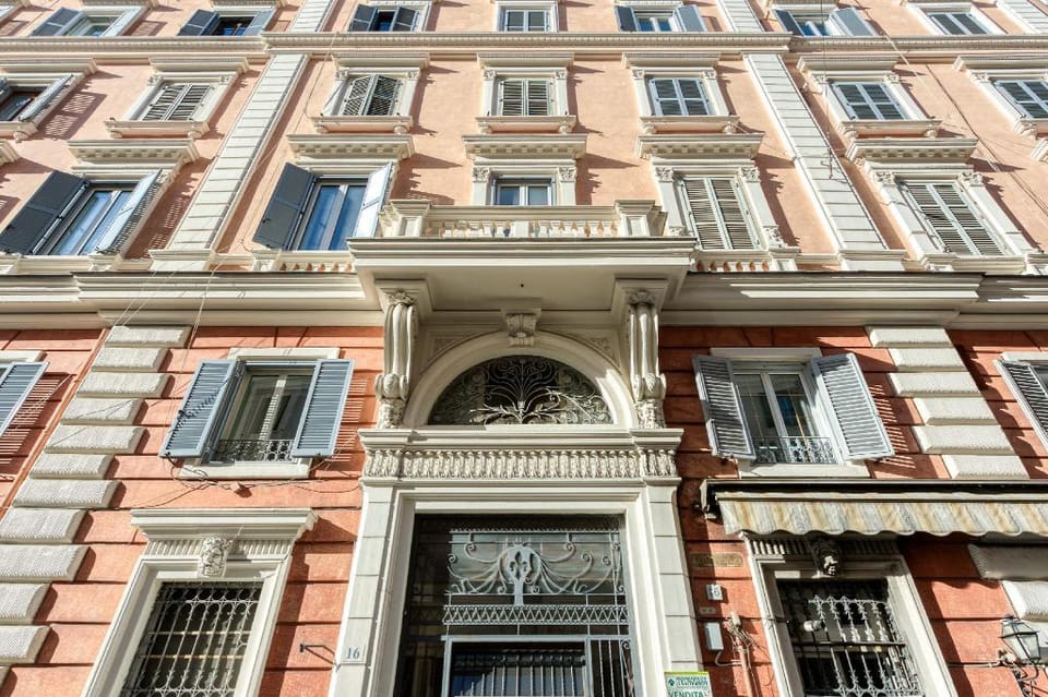 Le Suite Downtown Hotel in Rome