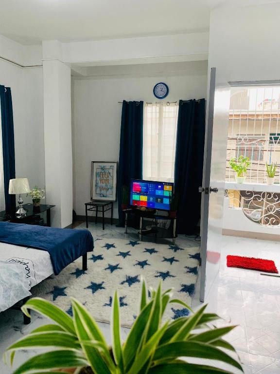 Cozy Room bldg Apartment for Daily Rent in Taguig Apartment in Taguig