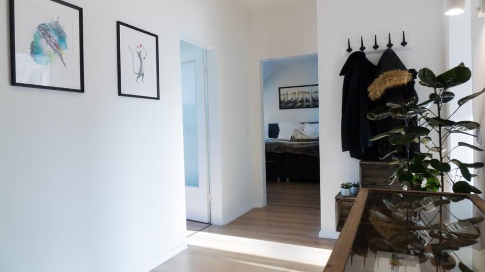 Sky Suit with balcony next to uni &central station Apartment in Wuppertal