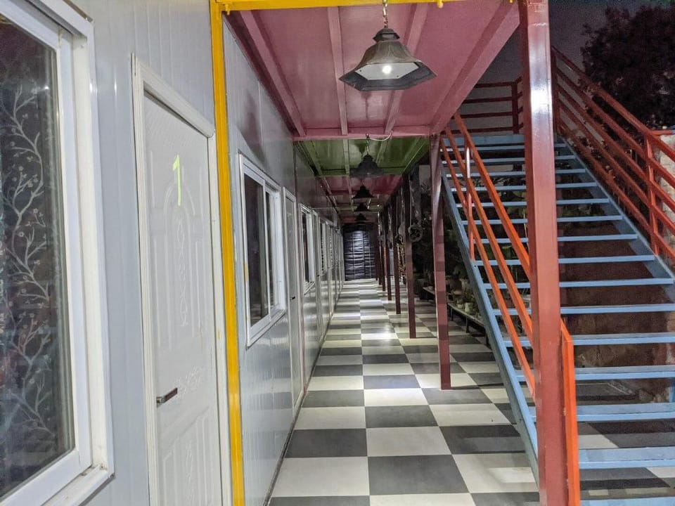 Private Rooms With International Airport View Apartment in New Delhi