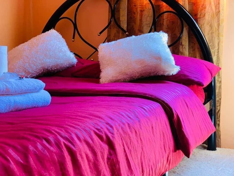 Affordable Cozy Transients in Taguig near Mckinley Apartment in Taguig