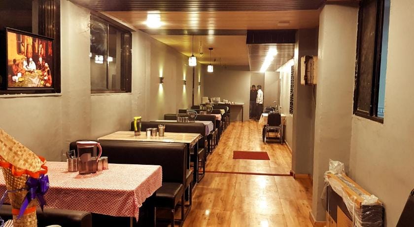 Blueberry Budget Hotel Bed and Breakfast in Maharashtra