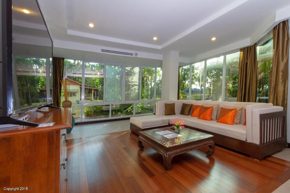 Karon View Serviced Apartments Hotel in Phuket