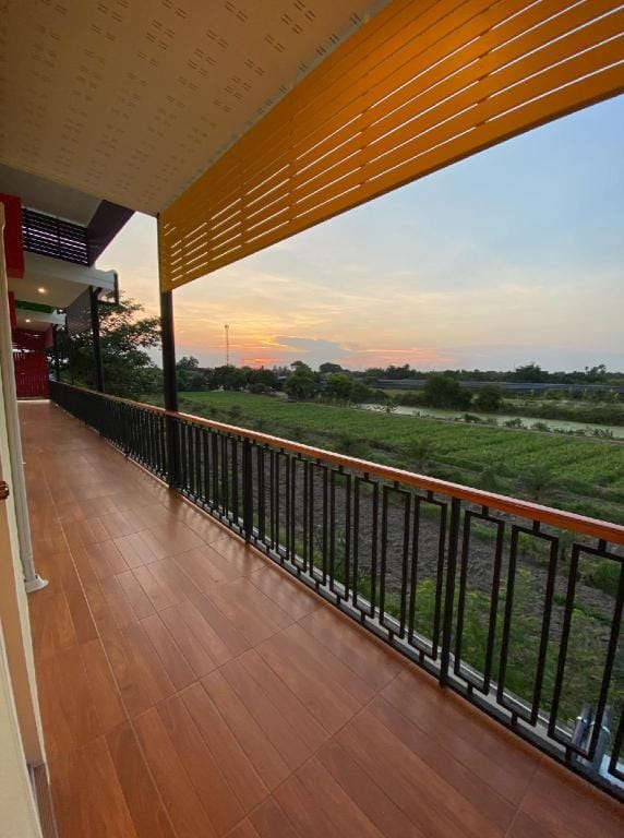 The Palm Resort Kampeang Saen. Hotel in Thailand