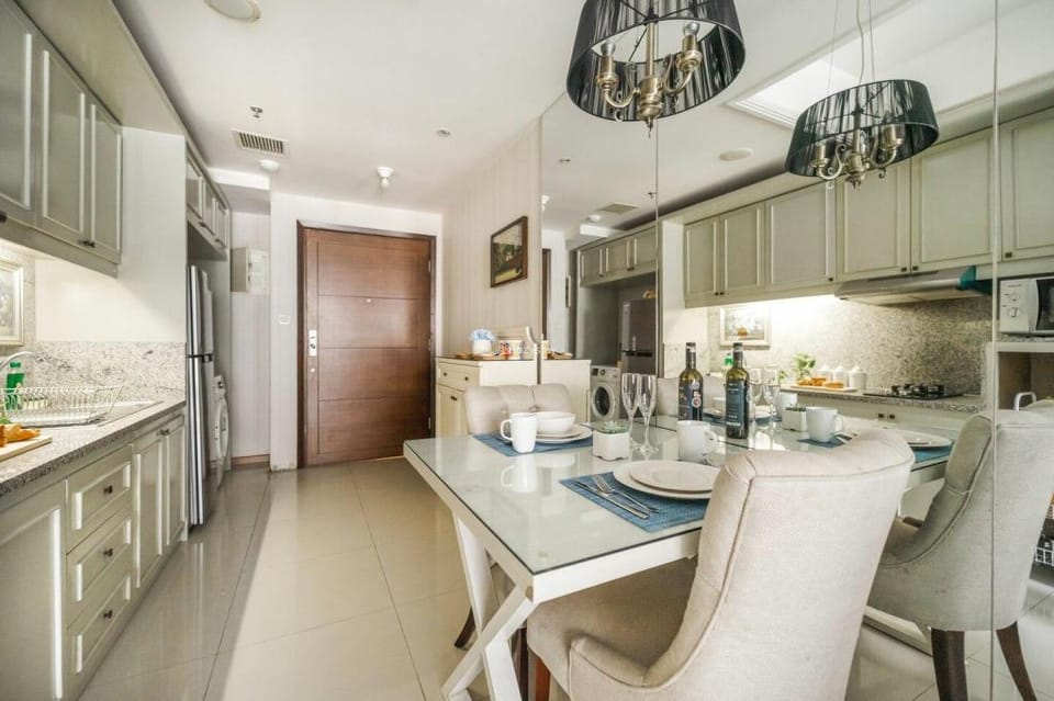 Classico by Kozystay - Kuningan Apartment in South Jakarta City