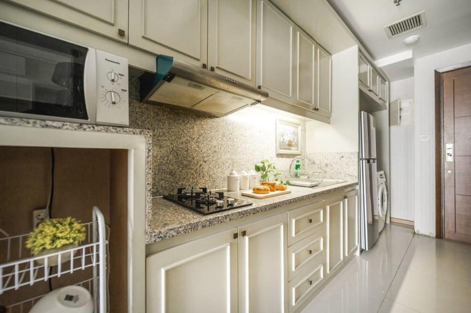 Classico by Kozystay - Kuningan Apartment in South Jakarta City
