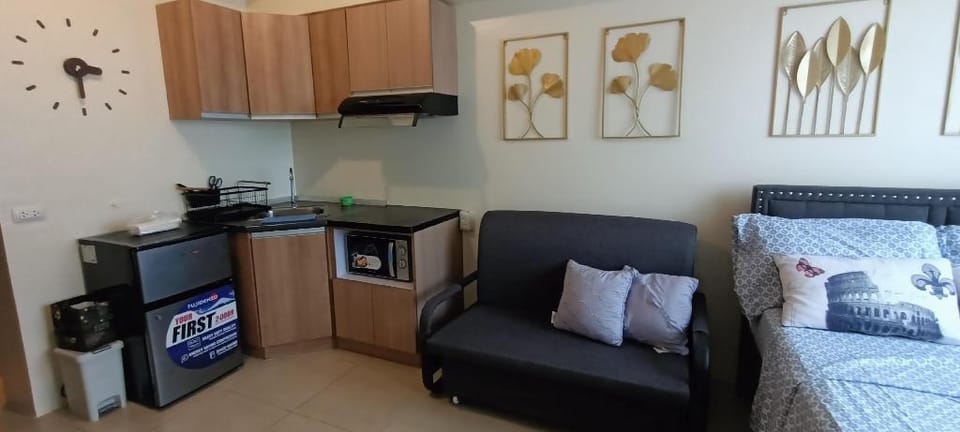 Cozy Studio w/balcony & CityView Apartment in Tagaytay