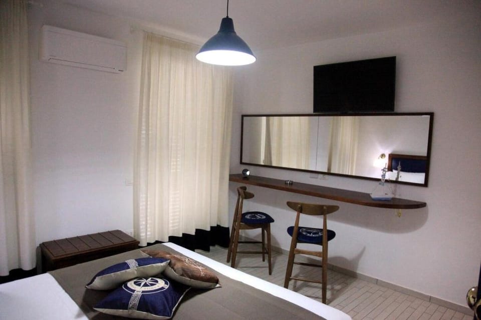Le Tolde del Corallone vista citta La Nina Apartment in Tropea