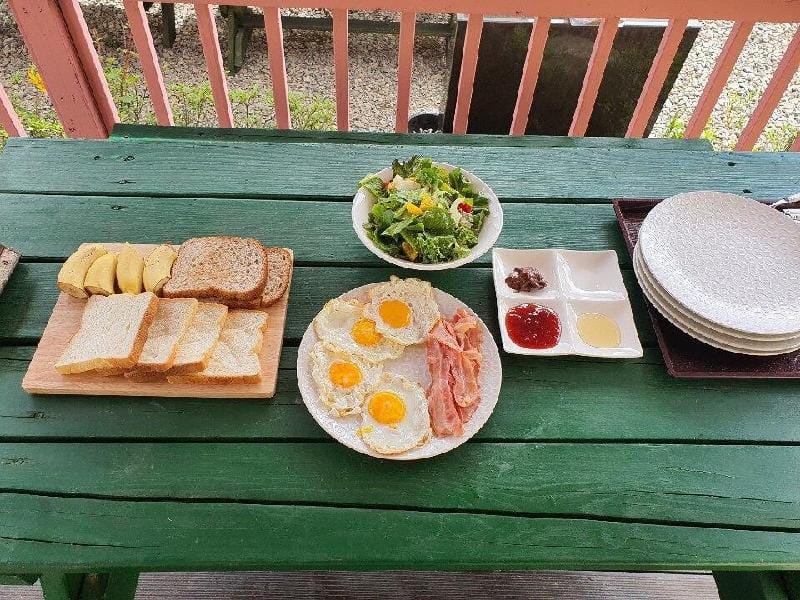 A. 해바라기(낮에는 산과 계곡이, 밤에는 별들이 아름다운 평창의 펜션) Vacation rental in South Korea