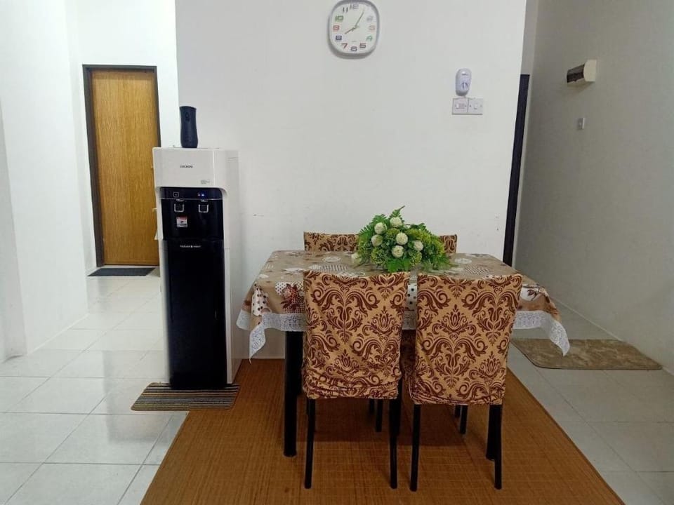 Homestay Musafir Apartment Seri Iskandar Apartment in Perak Tengah District