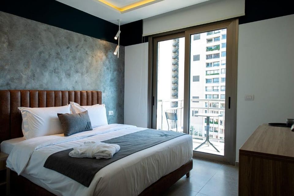 The 'Deco' Suite Apartment in Africa
