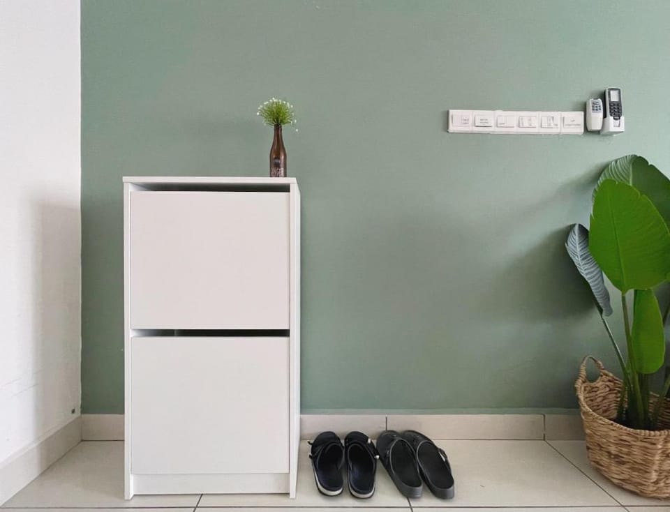 Aeropod Rail Suite // Moody Green [ Near City ] Apartment in Kota Kinabalu