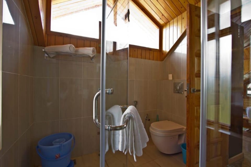 6BR Super LUXURY Cottage |KITCHEN|Centraly Heated Villa in Manali