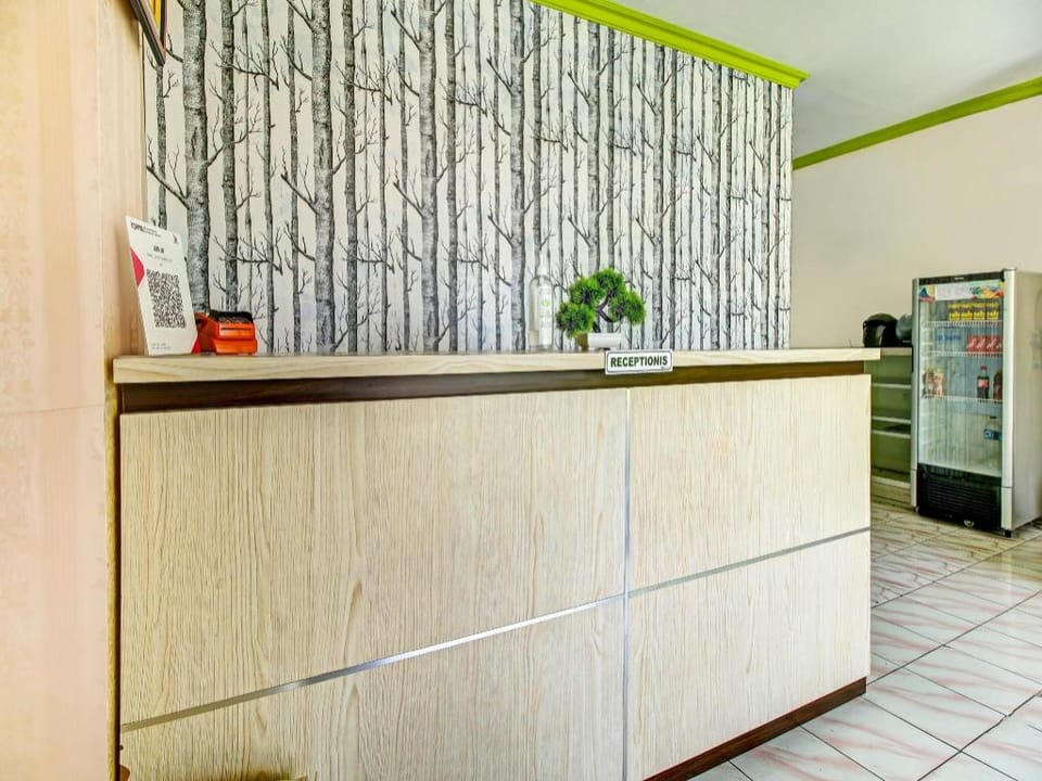 OYO 90906 Guest House Idm Inn Hotel in Indonesia