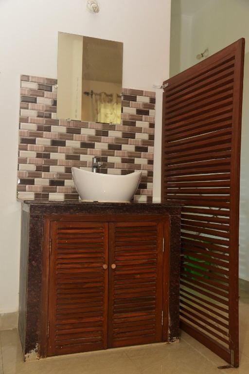 Apricot Appartments-Two Apartment in Canacona