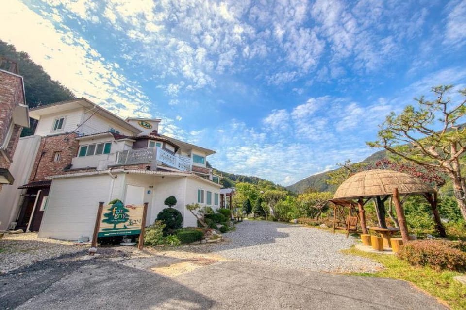 Gapyeong Pogny Kids Poolvilla Bed and Breakfast in Gyeonggi-do