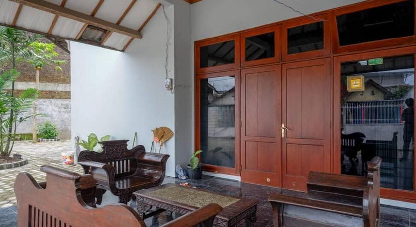 RedDoorz Plus near Jogja City Mall 5 Hotel in Special Region of Yogyakarta