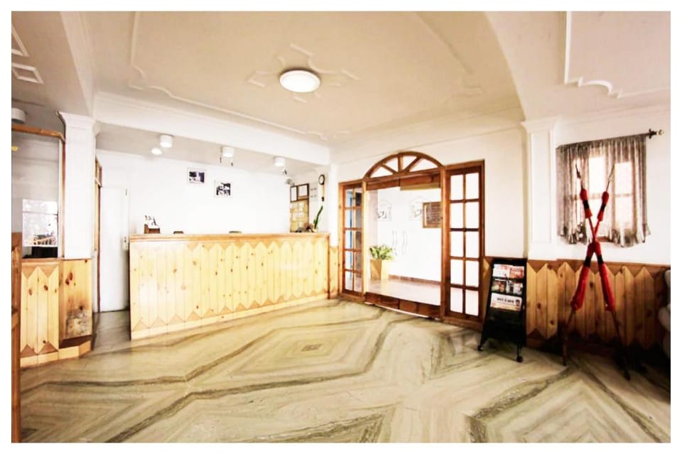 Goroomgo Kalra Regency Shimla Near Mall Road Hotel in Shimla