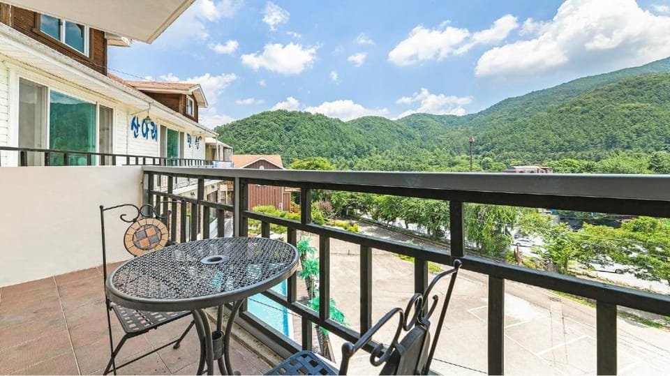 Gapyeong San Are Pension Bed and Breakfast in Gyeonggi-do