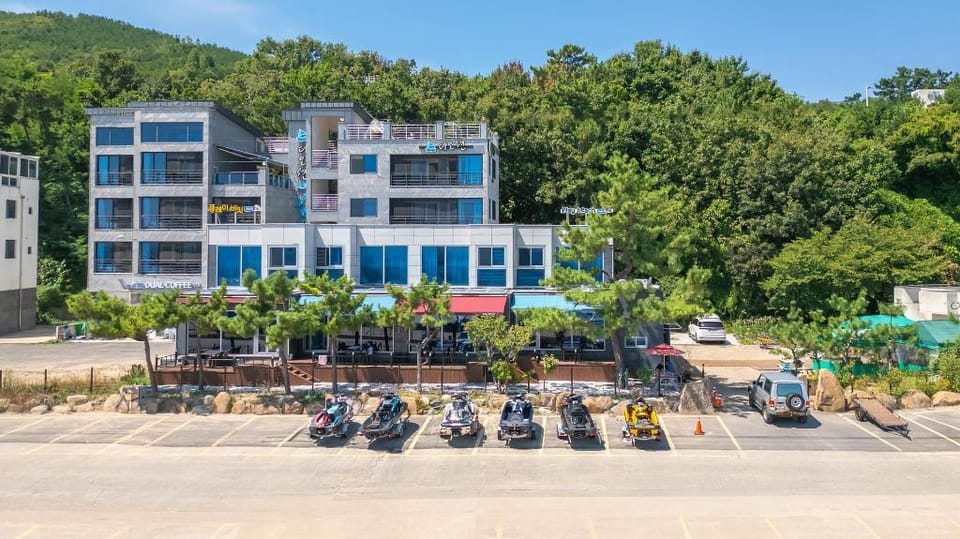 Pohang Playbeach Poolvilla Bed and Breakfast in South Korea