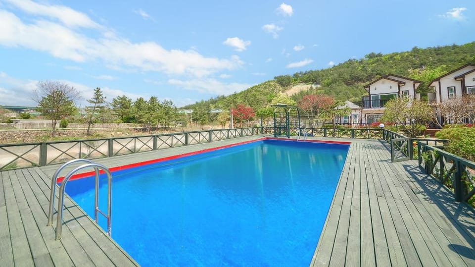 Samcheok Duelkkot Pension Bed and Breakfast in South Korea