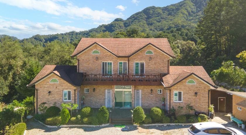 Gapyeong Ashely Pension Bed and Breakfast in Gyeonggi-do