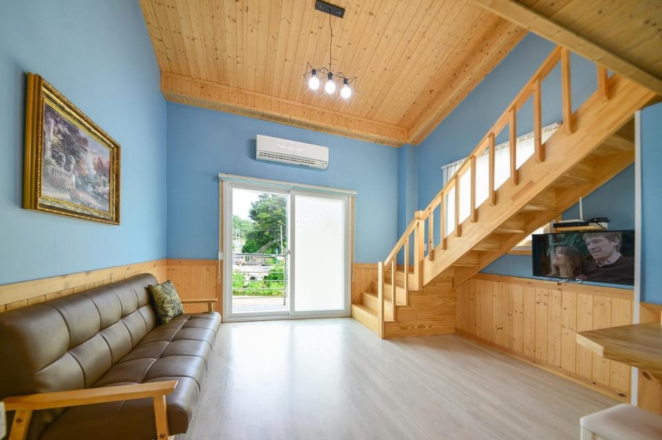 Samcheok Healingcamp Pension Vacation rental in South Korea